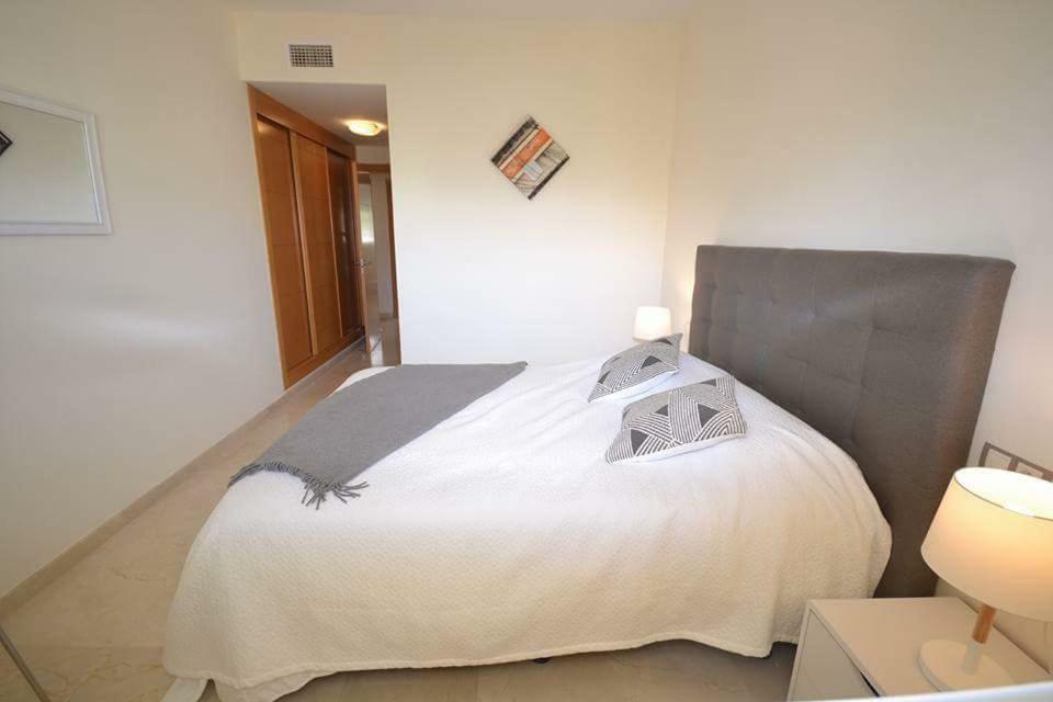 Residential Duquesa Leilighet San Luis de Sabinillas Eksteriør bilde