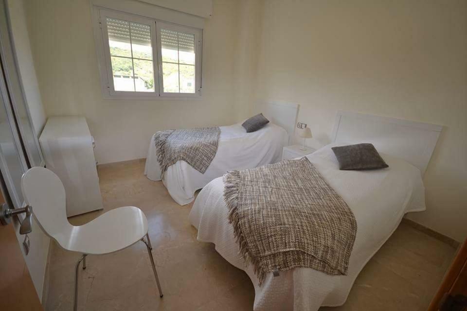 Residential Duquesa Leilighet San Luis de Sabinillas Eksteriør bilde