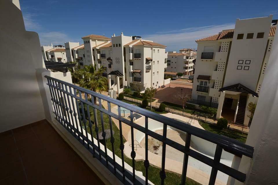 Residential Duquesa Leilighet San Luis de Sabinillas Eksteriør bilde